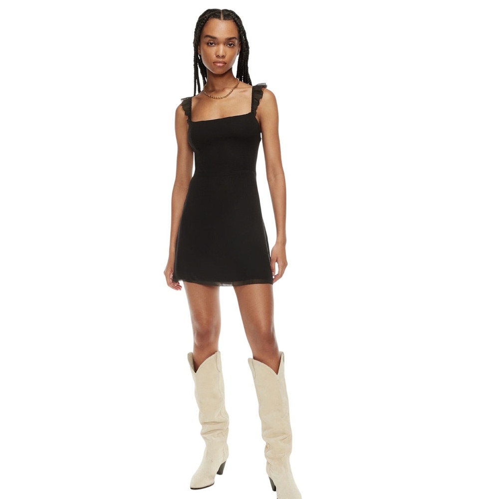 Aritzia Wilfred Fete Mini dress, Women's Size 6 Black Cocktail, Party